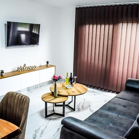 Luxury Villa M&B Tuzla Extérieur photo