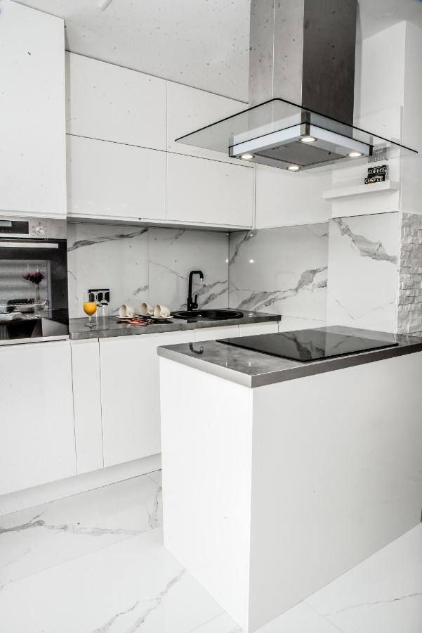 Luxury Villa M&B Tuzla Extérieur photo