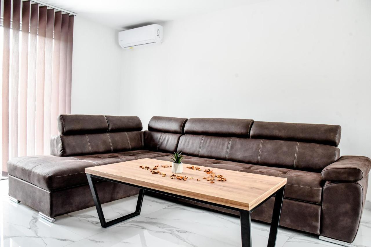 Luxury Villa M&B Tuzla Extérieur photo