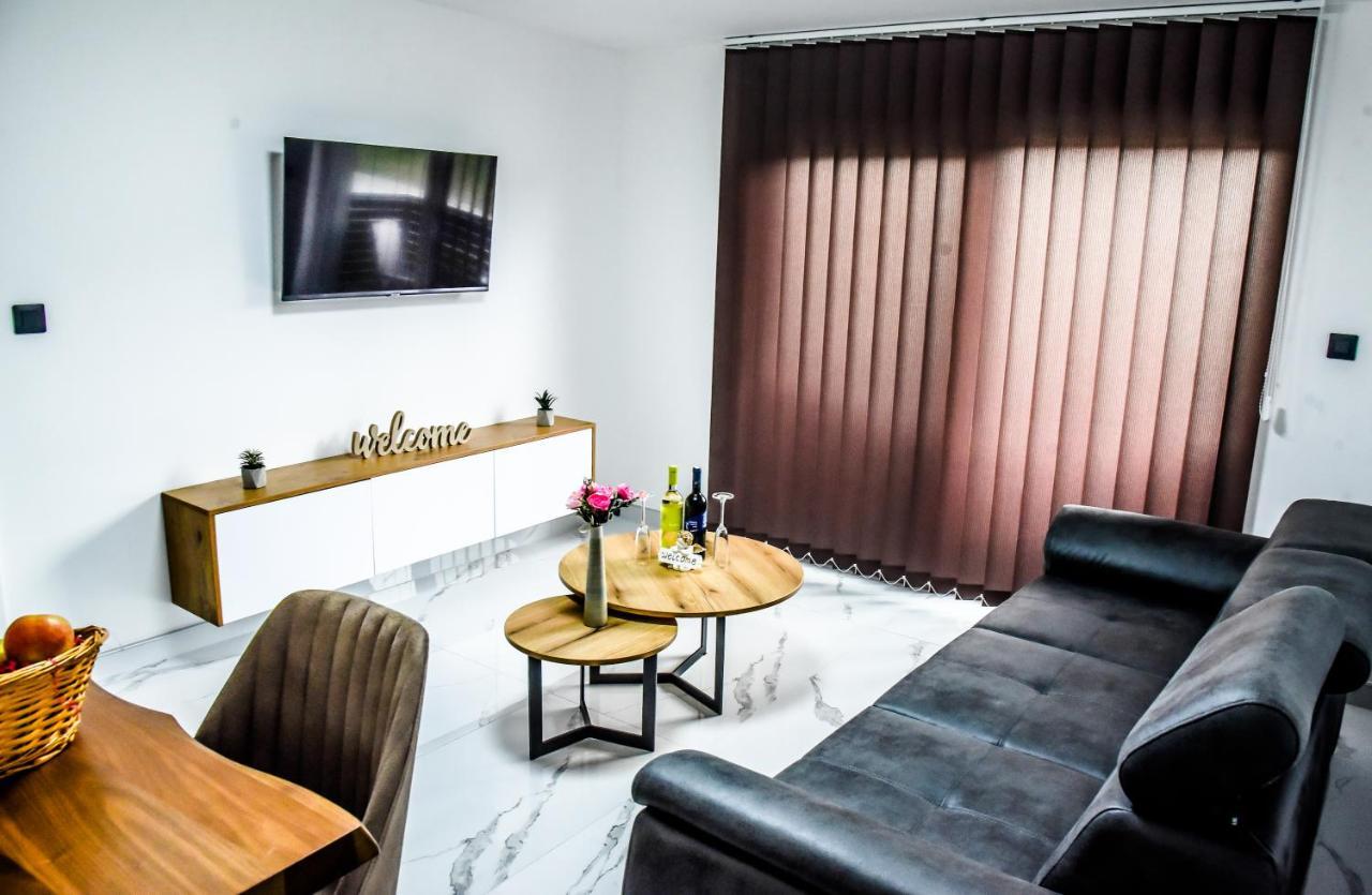 Luxury Villa M&B Tuzla Extérieur photo