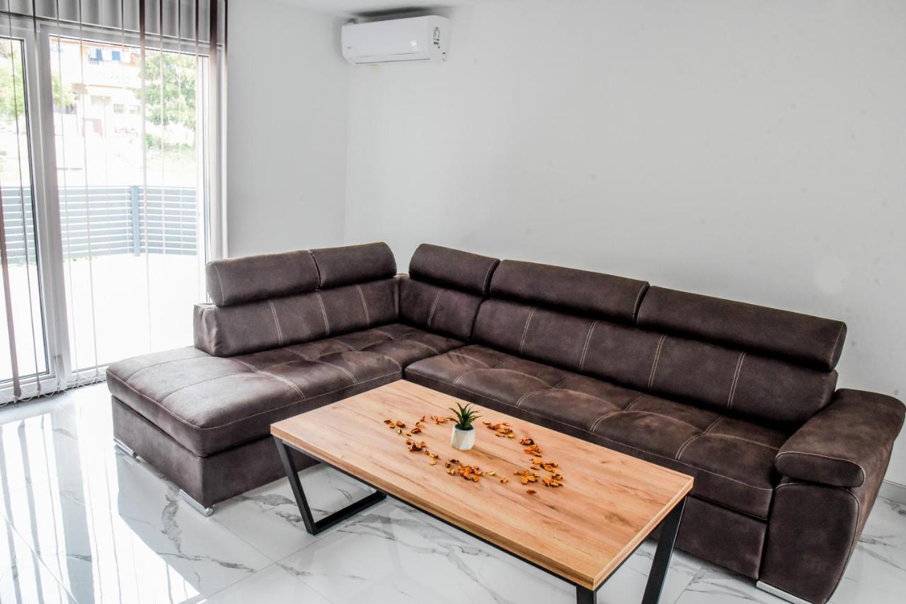 Luxury Villa M&B Tuzla Extérieur photo